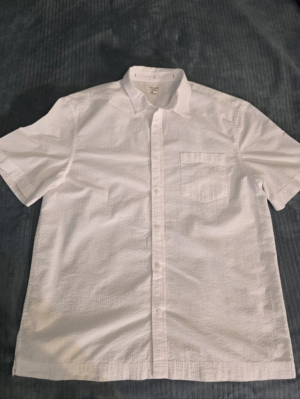 Banana Republic White Short-Sleeve Textured Button-Down Shirt